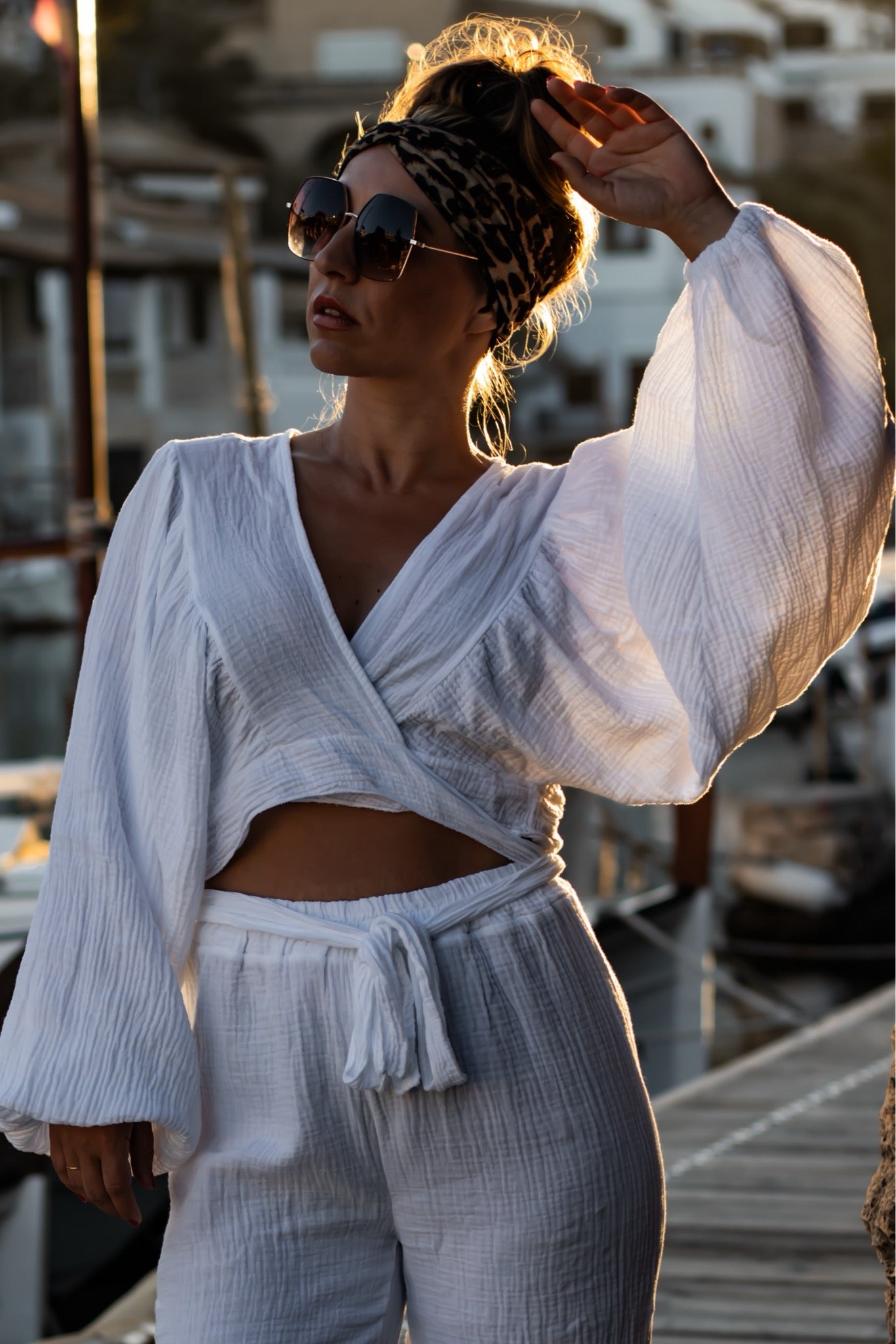 Musselin Wickel-Crop-Top Weiß Balloon-Ärmel – LACLARA mediterrane Mode