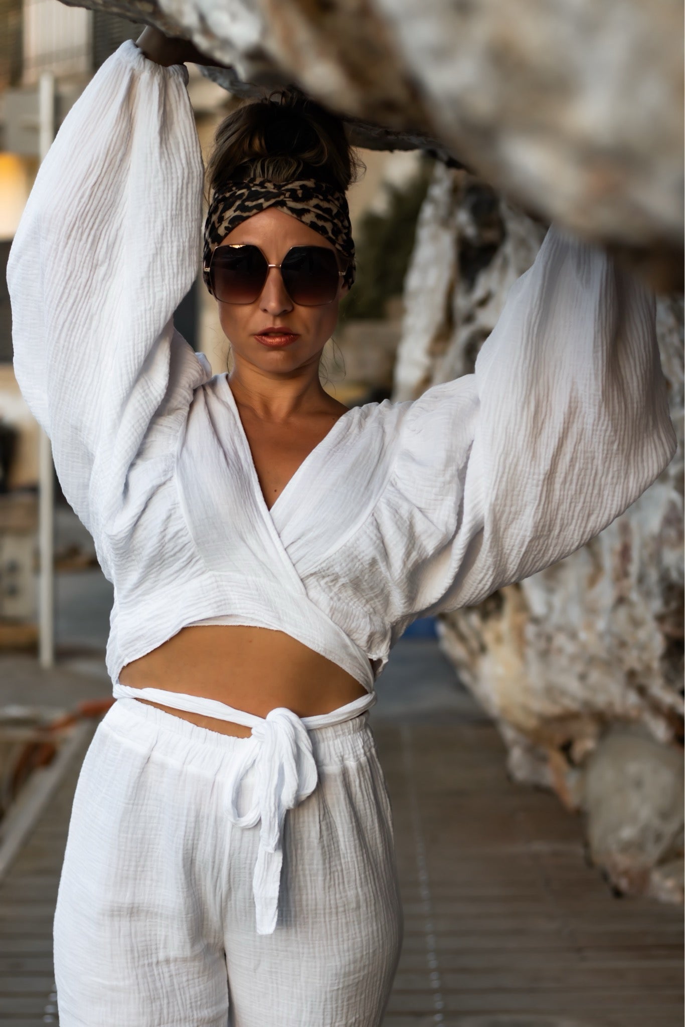 Musselin Wickel-Crop-Top Weiß Balloon-Ärmel – LACLARA mediterrane Mode