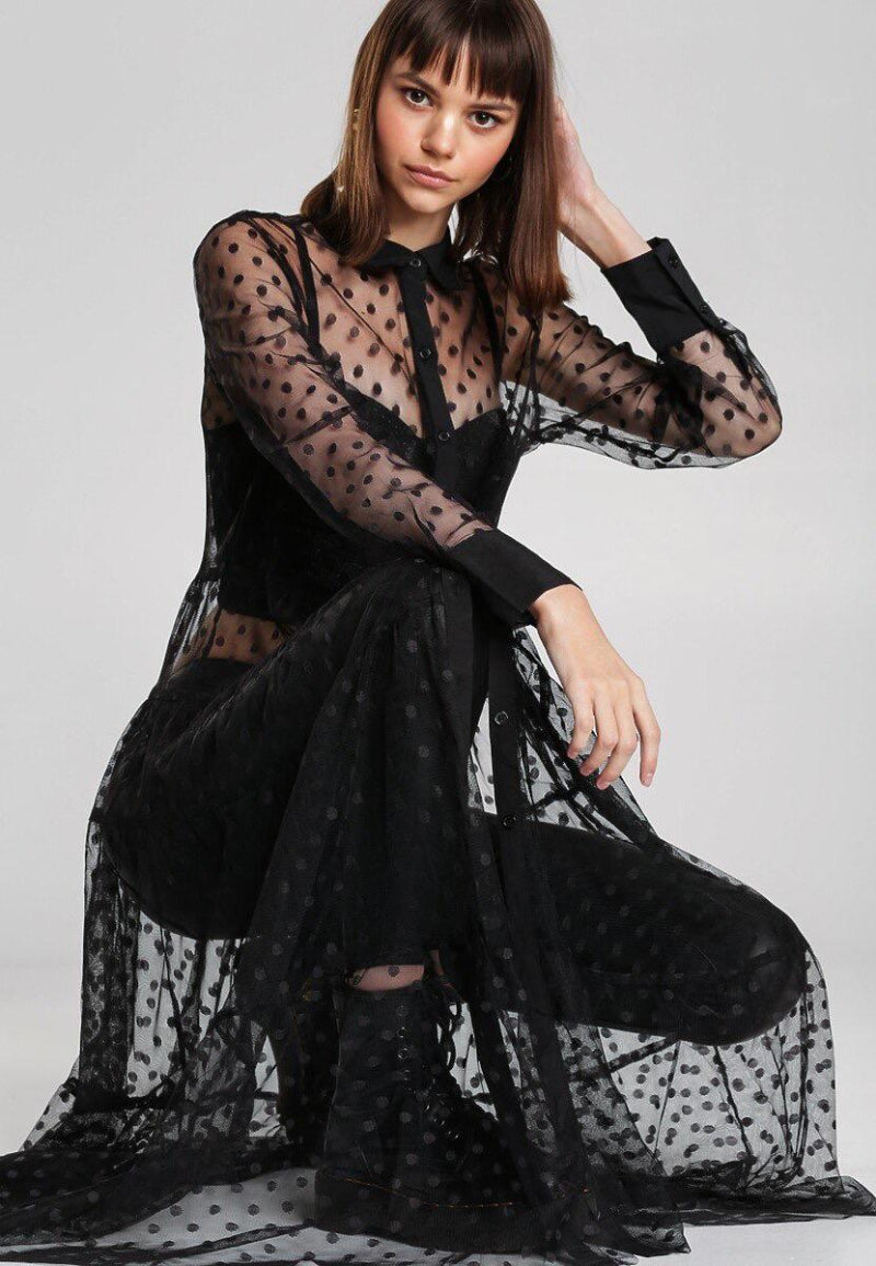 Schwarzes Tüllkleid mit Punkten & Knopfleiste – LACLARA mediterrane Mode
