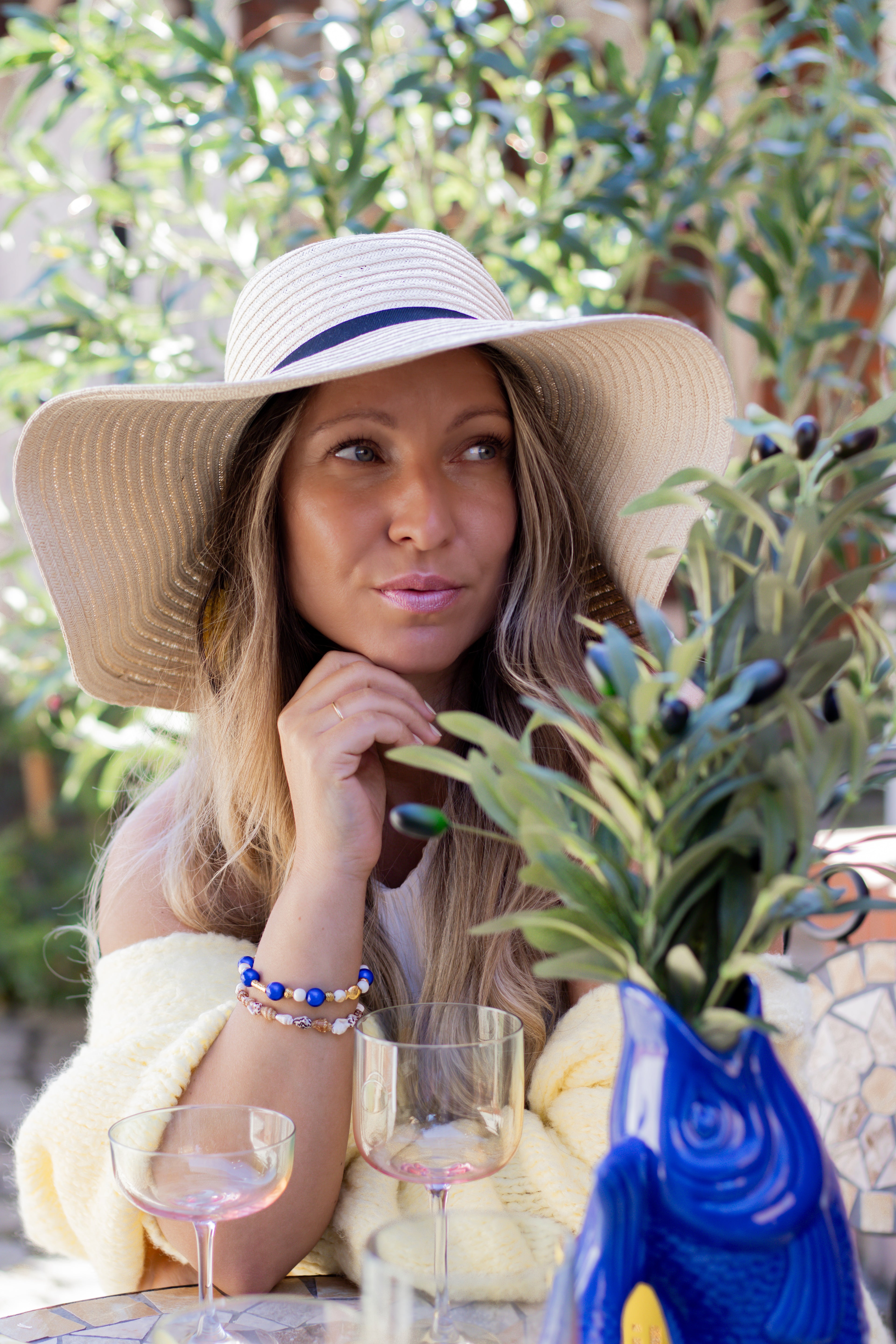 Armband „Blauer Meeres-Lichtling“ — Glücksbringer Fisch – LACLARA mediterrane Mode