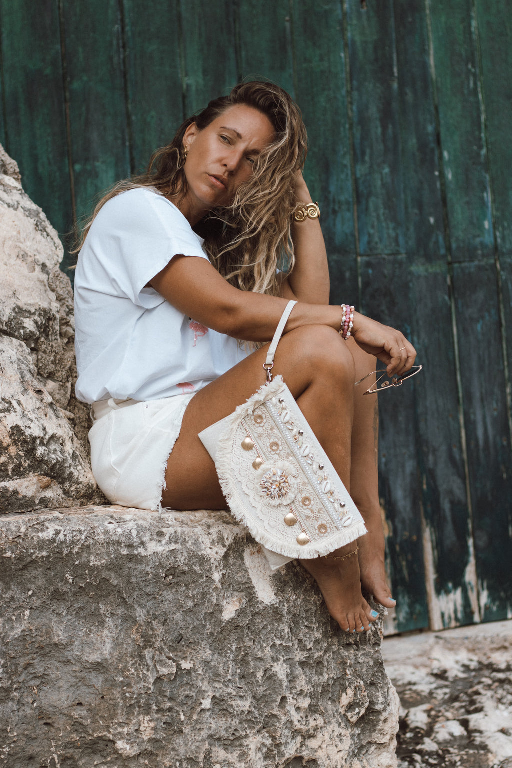 Boho Clutch – Ibiza Shell mit Muscheln & Spitze – LACLARA mediterrane Mode