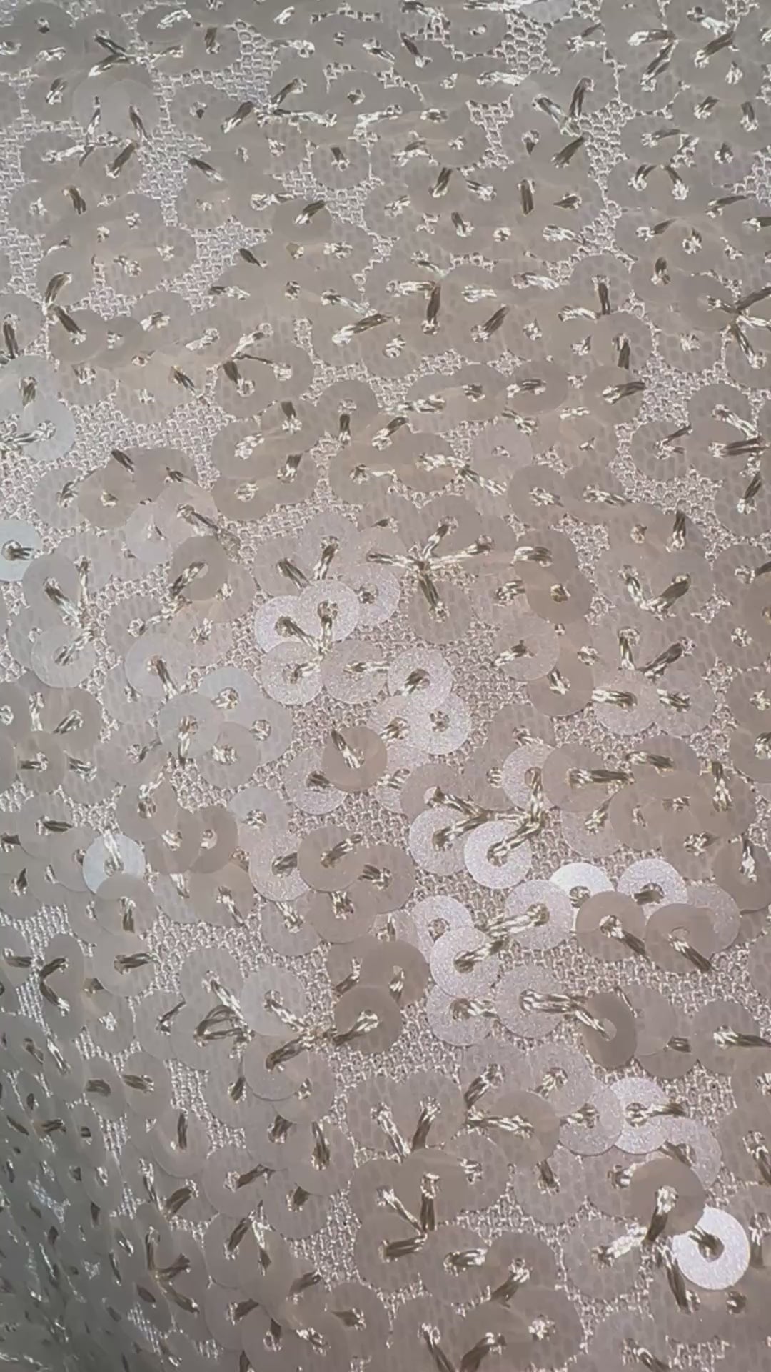 Pailletten Kleid Beige mit Trompetenärmeln und Rückenschleife